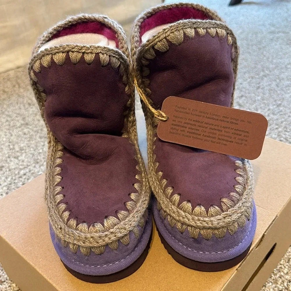 mou mou Eskimo 18 Color Block, Style #MU.Fw101066A, size 36, New in Box - Picture 3 of 8